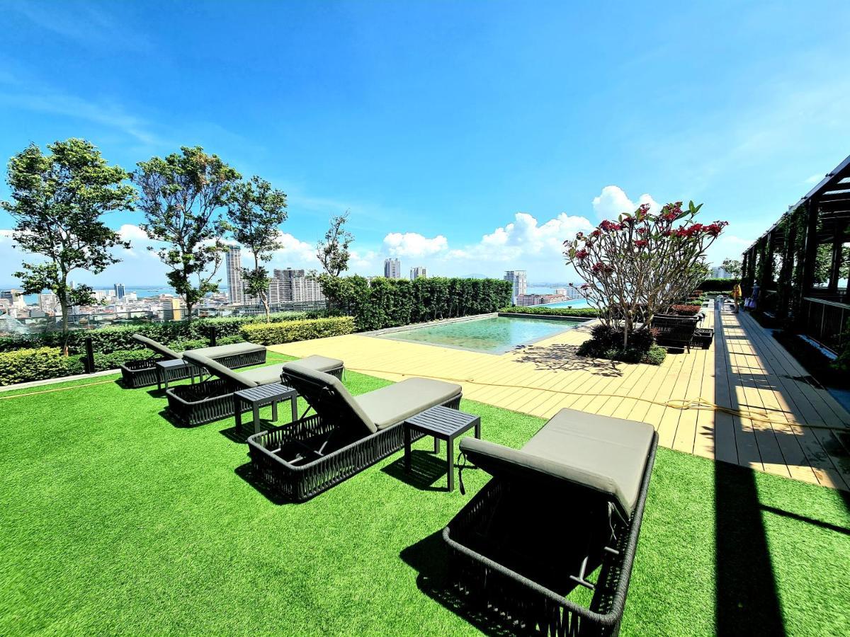 Beacon Executive Suite - Skypool Penang View George Town Ngoại thất bức ảnh