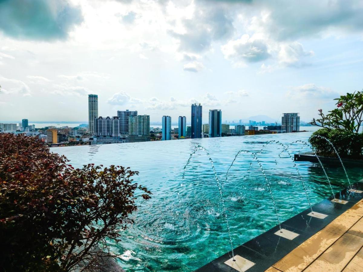 Beacon Executive Suite - Skypool Penang View George Town Ngoại thất bức ảnh