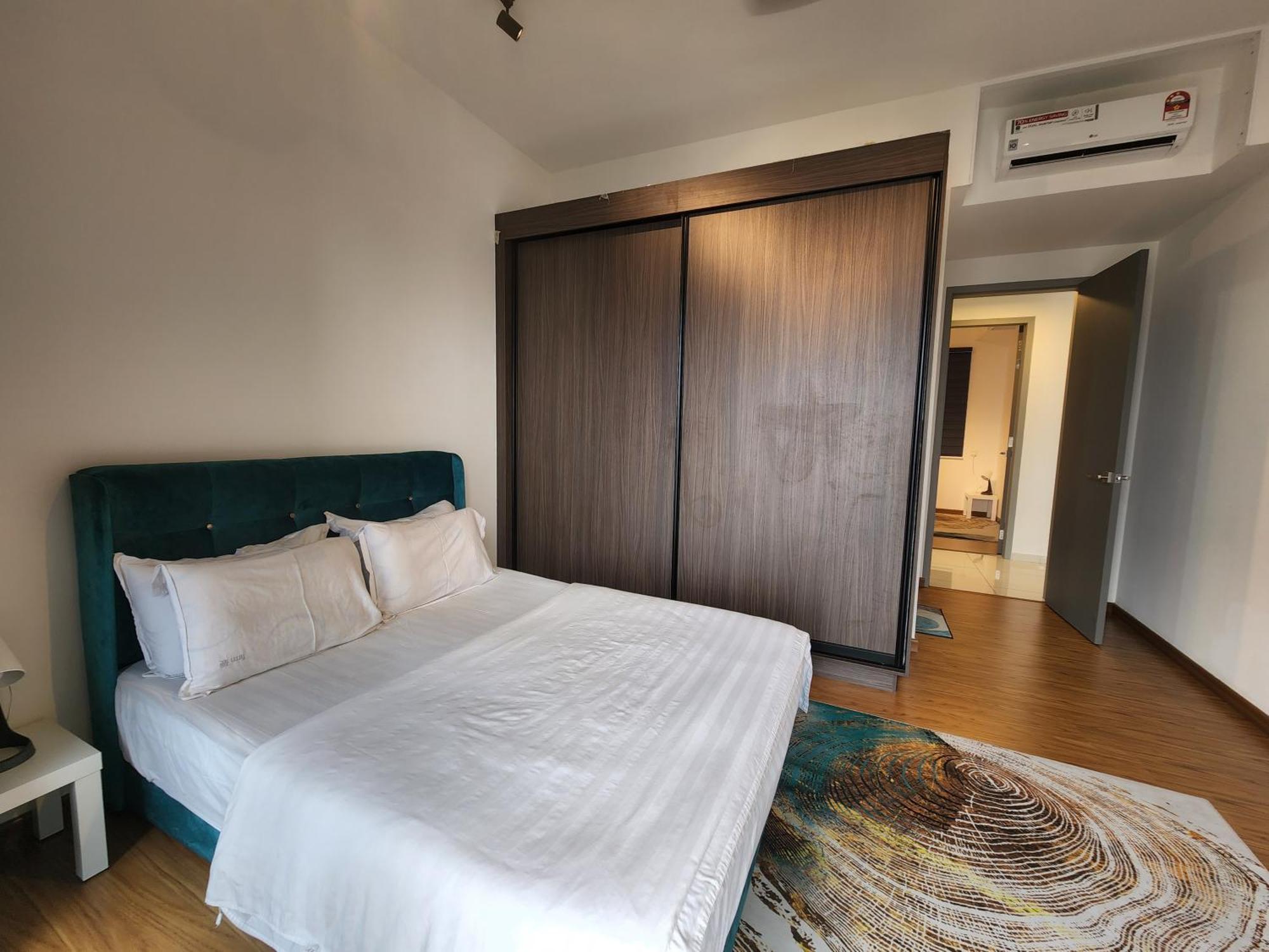Beacon Executive Suite - Skypool Penang View George Town Ngoại thất bức ảnh